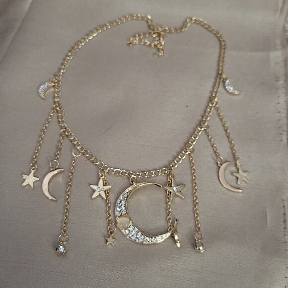 Crescent moon and stars boho bib necklace - Picture 5 of 5